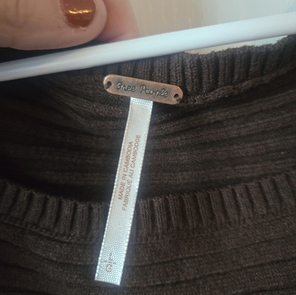 Free People Cozy Brown Women's Sweater Size Large - Picture 6 of 6